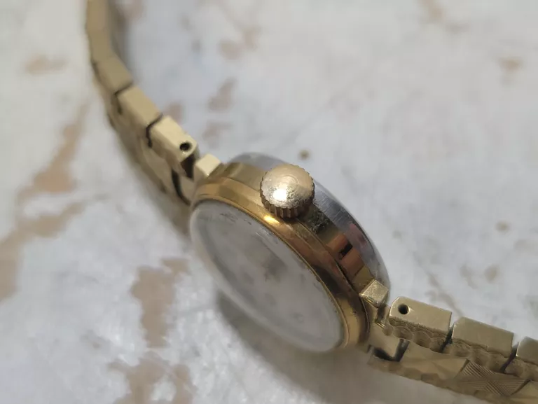 ZEGAREK CZAJKA 17 KAMIENI MECHANICZNY DAMSKI