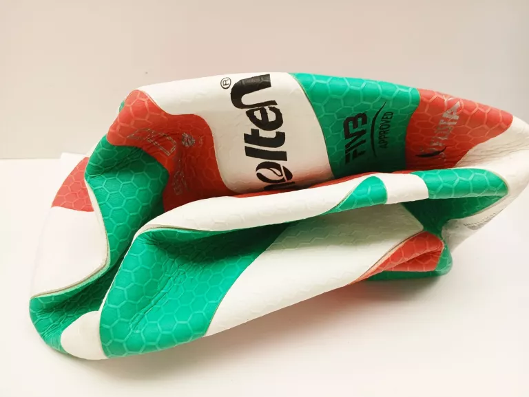 PIŁKA DO SIATKÓWKI MOLTEN MECZOWA V5M5000 FIVB R5