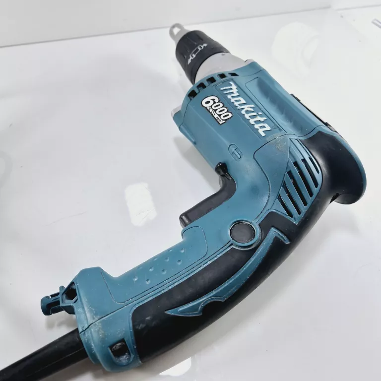 WKRĘTARKA SIECIOWA DO SUCHEJ ZABUDOWY GKB MAKITA FS 6300