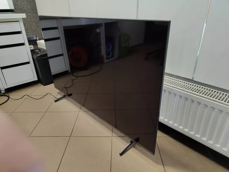 TELEWIZOR SAMSUNG QLED Q60A QE55Q67AAU