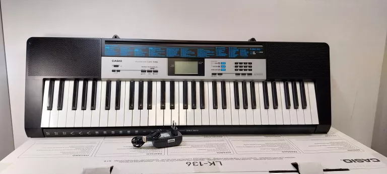 KEYBOARD CASIO LK-136