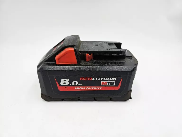 AKU MILWAUKEE M18 8.0AH HB8