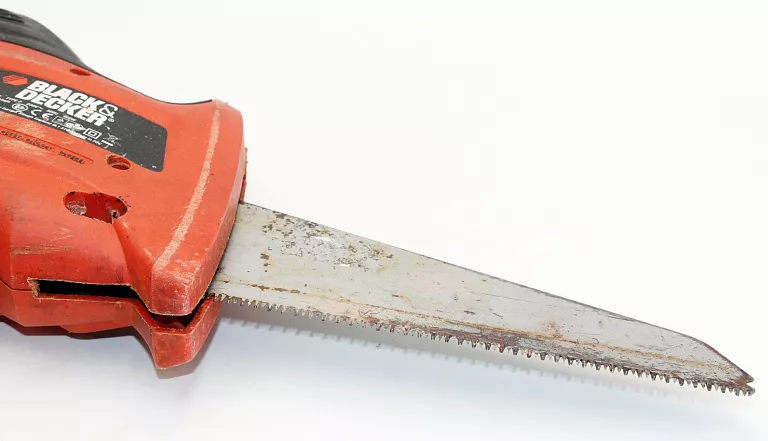 ELEKTRYCZNA PIŁA SZABLASTA BLACK&DECKER KS880EC 400W
