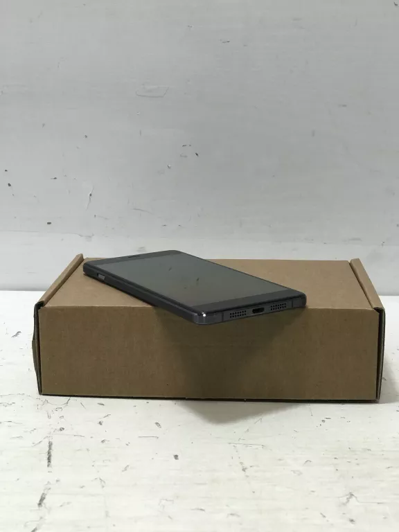 TELEFON ONE PLUS X / ONE E1003 3/16GB