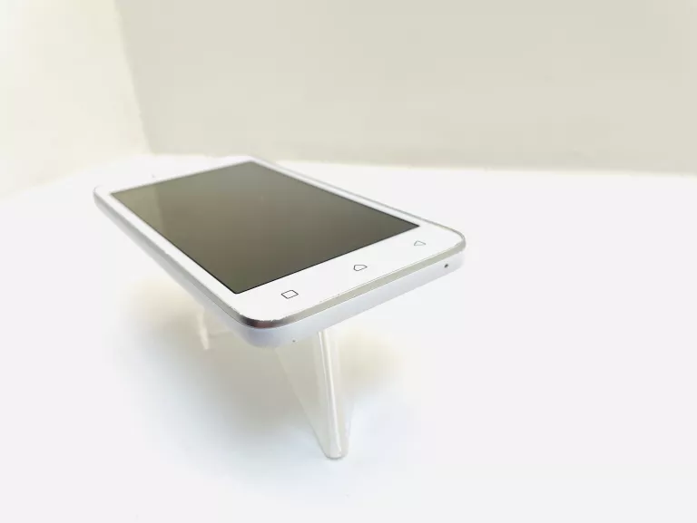 LENOVO A2016A40 VIBE B 1/8 GB