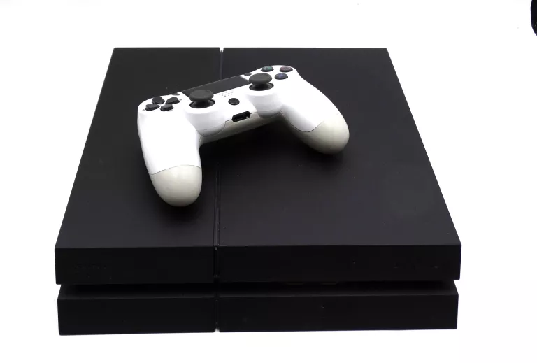 KONSOLA PS4 SLIM 1TB