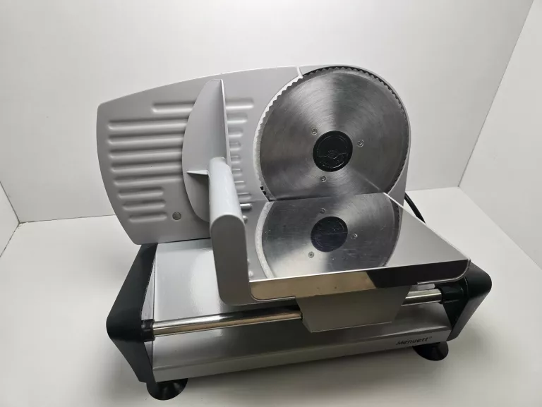 KRAJALNICA DO CHLEBA MENUETT GTM-8622CG