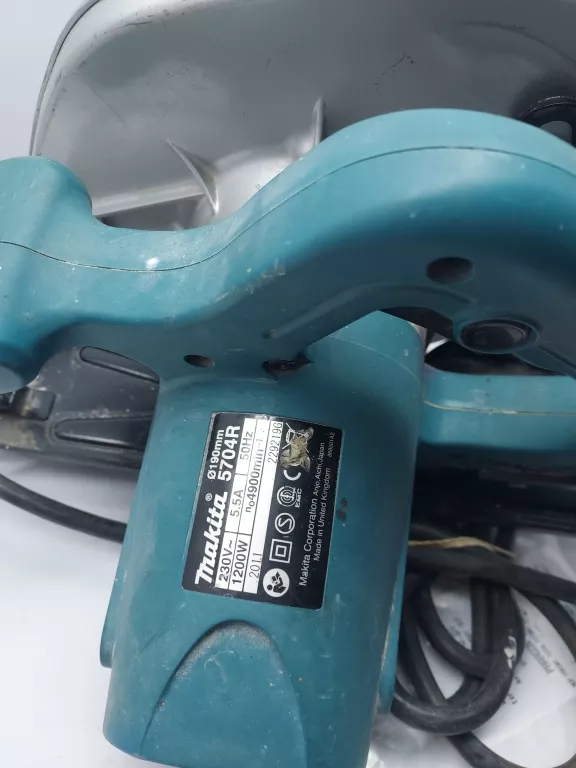 PILARKA MAKITA 5704R