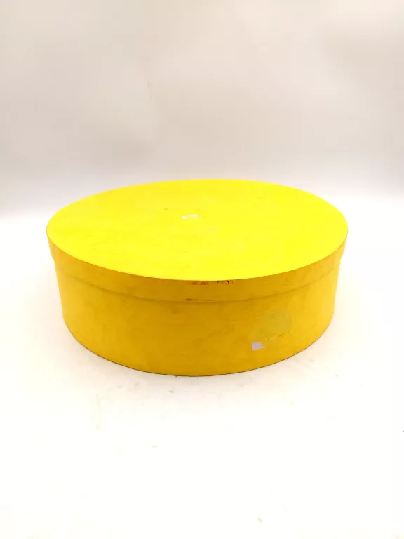 ZESTAW FILIŻANEK PORCELANA WZÓR