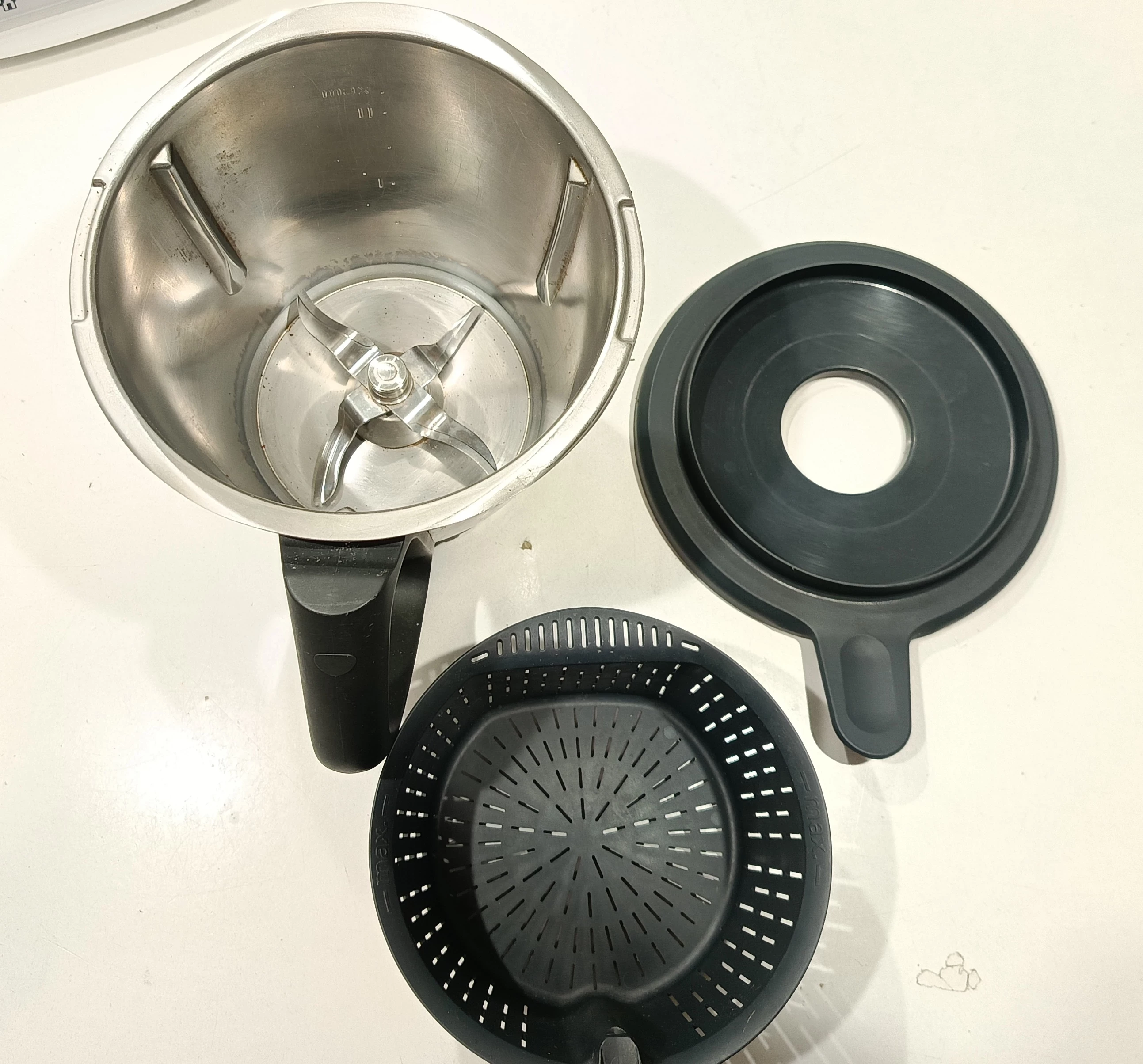 thermomix-tm5-1-zalaczone-wyposazenie-kulinarne-abc