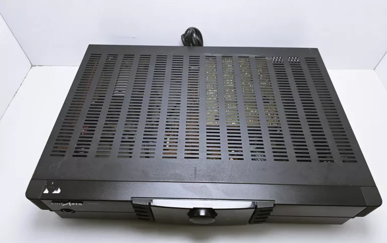 AMPLITUNER FINE ARTS GRUNDIG R11 | USZKODZONY