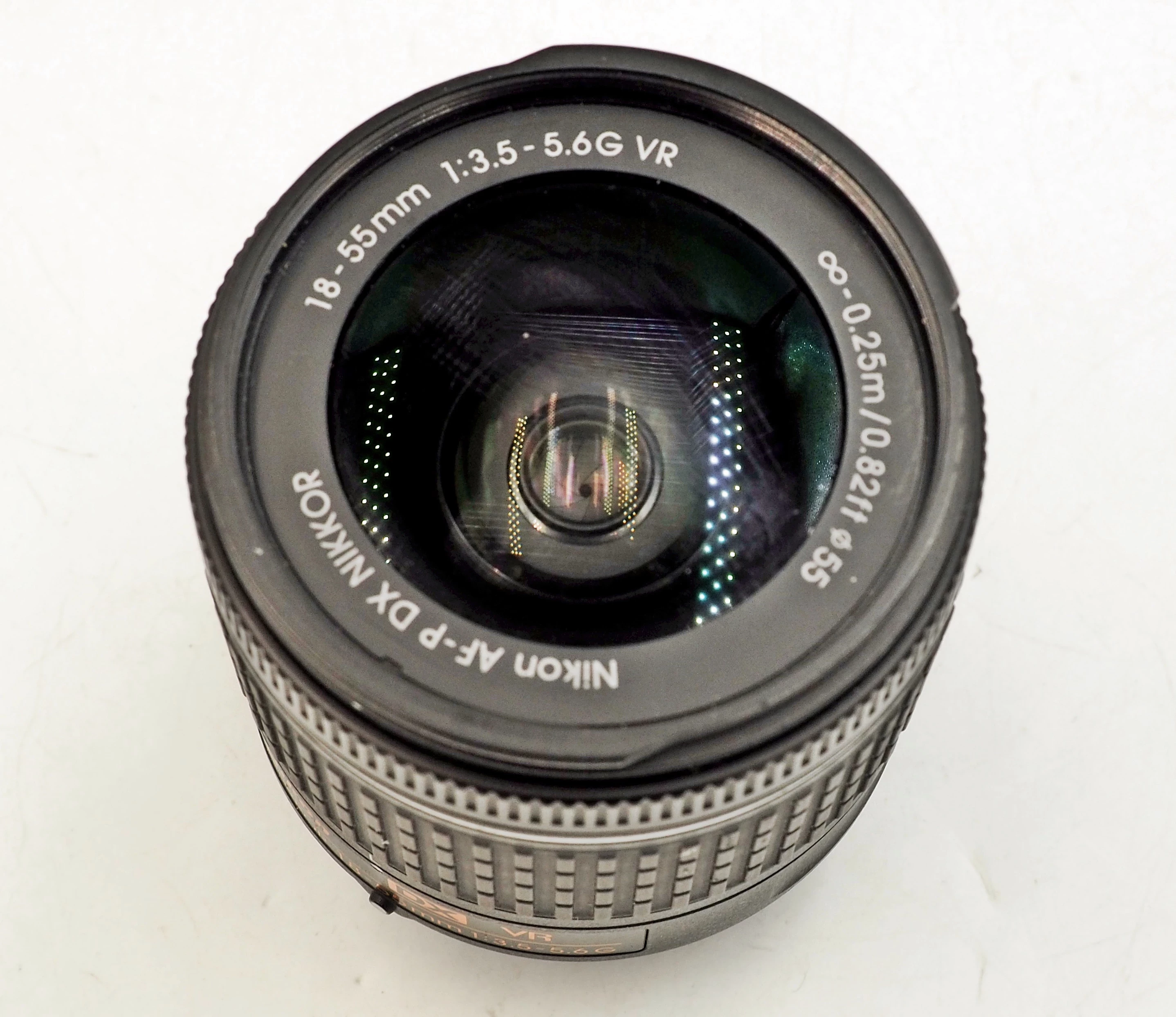 obiektyw-nikon-af-p-nikkor-dx-vr-18-55-35-56gczytaj-opis-ean-gtin-0018208200597