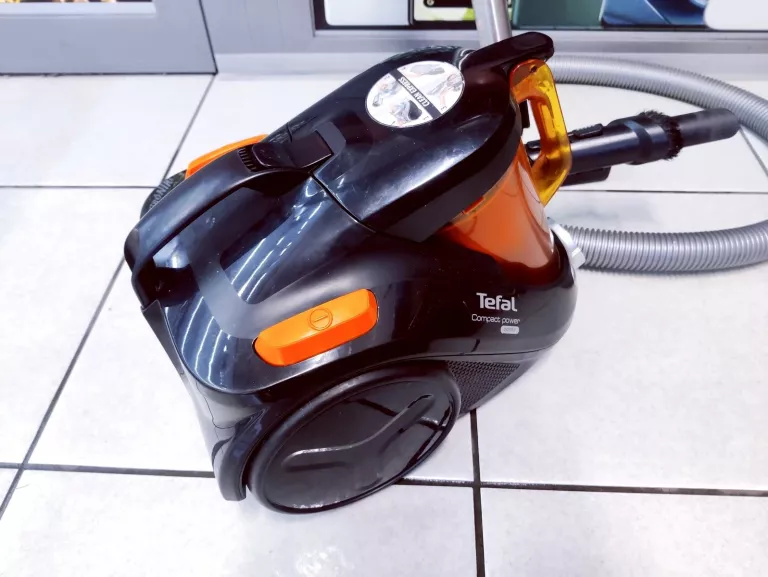ODKURZACZ BEZWORKOWY TEFAL TW3753