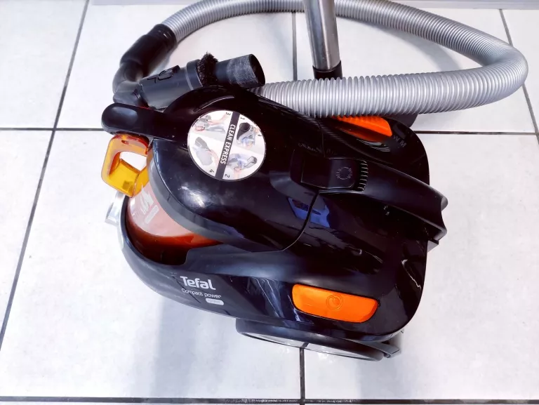 ODKURZACZ BEZWORKOWY TEFAL TW3753