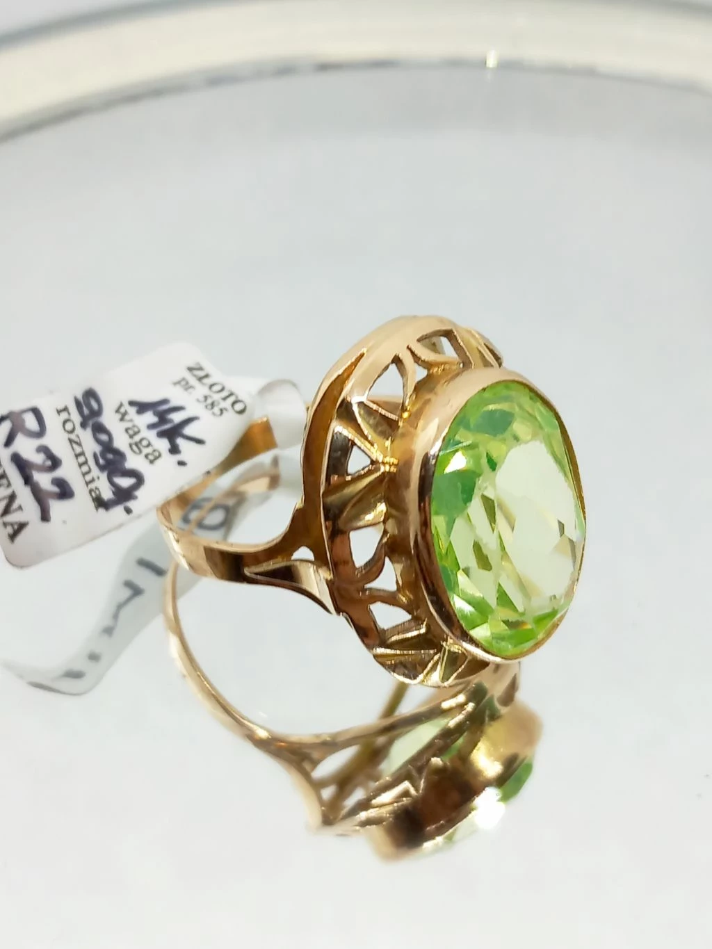 zloty-pierscionek-retro-z-oliwinem-proby-585-material-15835-2