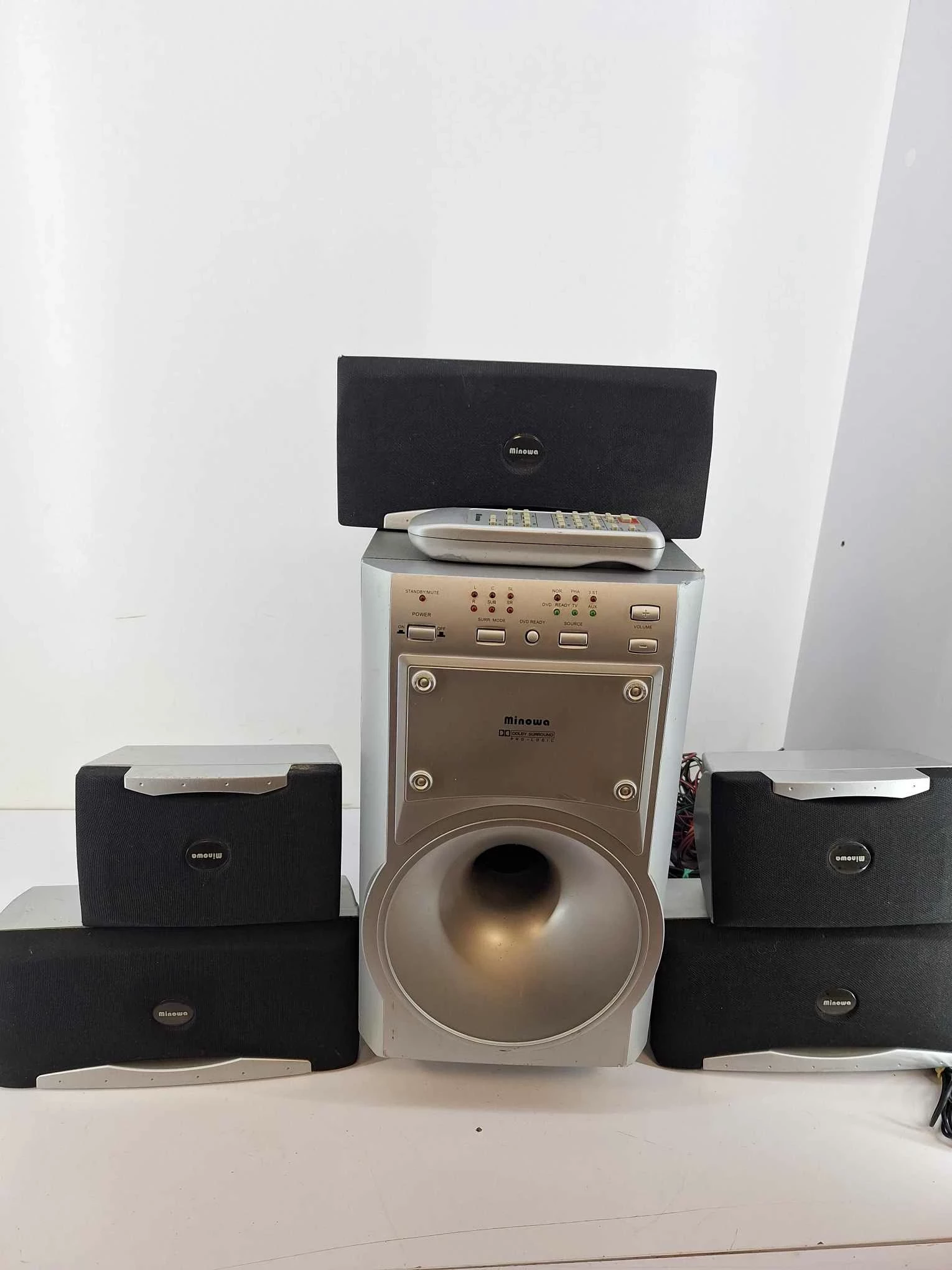 subwoofer-aktywny-minowa-htib-c2-0-glosniki-mickiewicza-12f-sj-morag