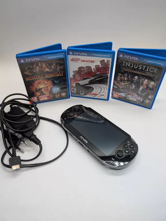 KONSOLA PS VITA PCH-1004 + GRY