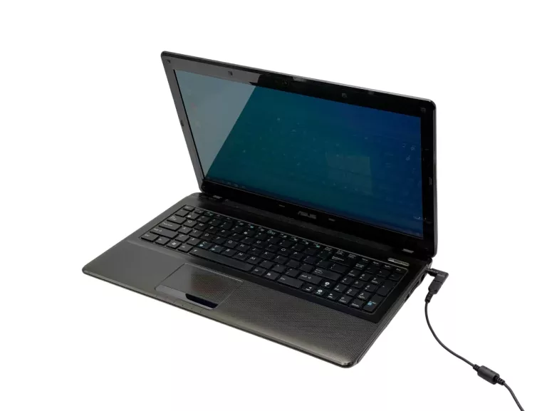 LAPTOP ASUS K52 I3 M350 3GB 240GB SSD