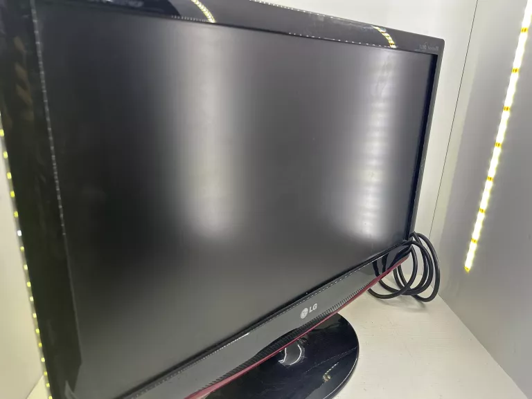 TELEWIZOR LCD LG M237WDP Z PILOTEM