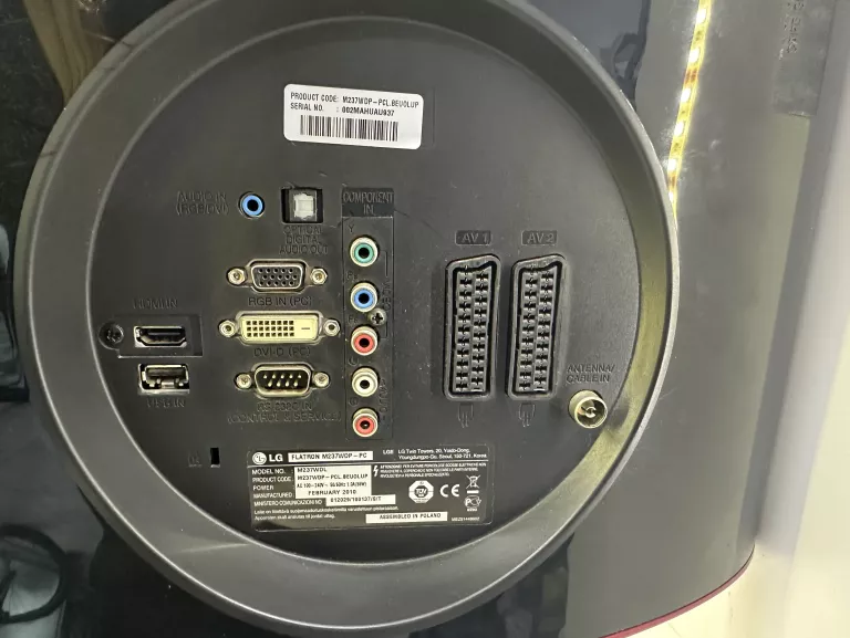 TELEWIZOR LCD LG M237WDP Z PILOTEM