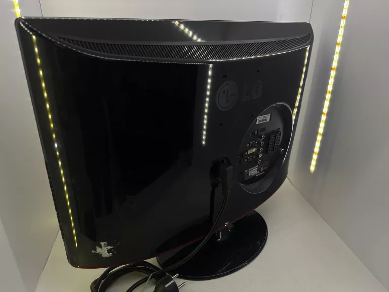 TELEWIZOR LCD LG M237WDP Z PILOTEM