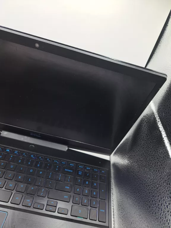 LAPTOP DELL G3 15 WIN 11 HOME 16 GB RAM SSD INTEL CORE I5 +ŁAD