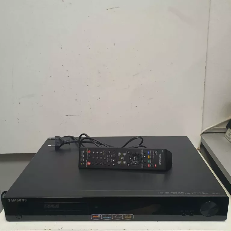 NAGRYWARKA Z DYSKIEM SAMSUNG DVD-HR773 HDMI / PILOT