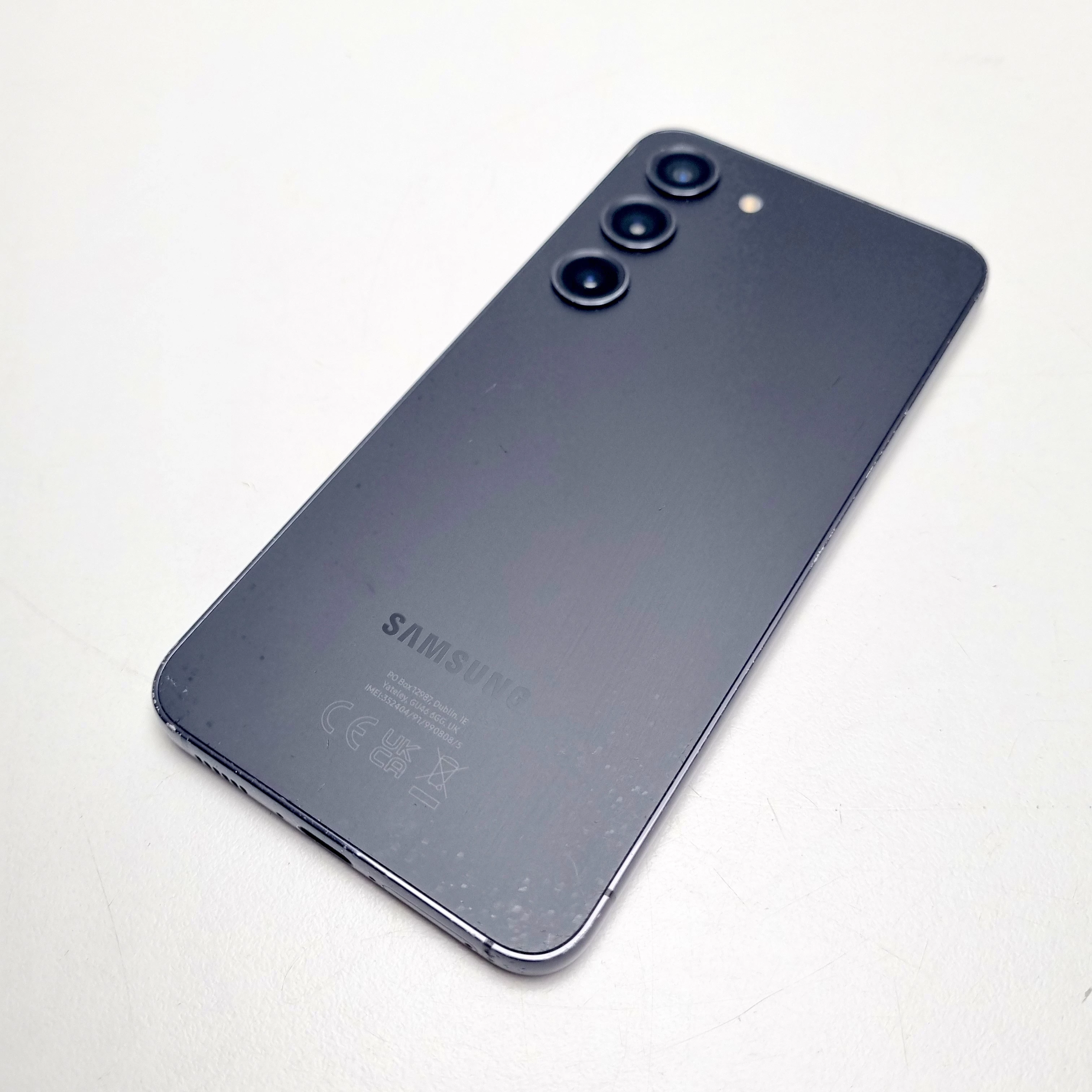 telefon-samsung-galaxy-s23-8128gb-opis-kod-producenta-sm-s911bzkdeue