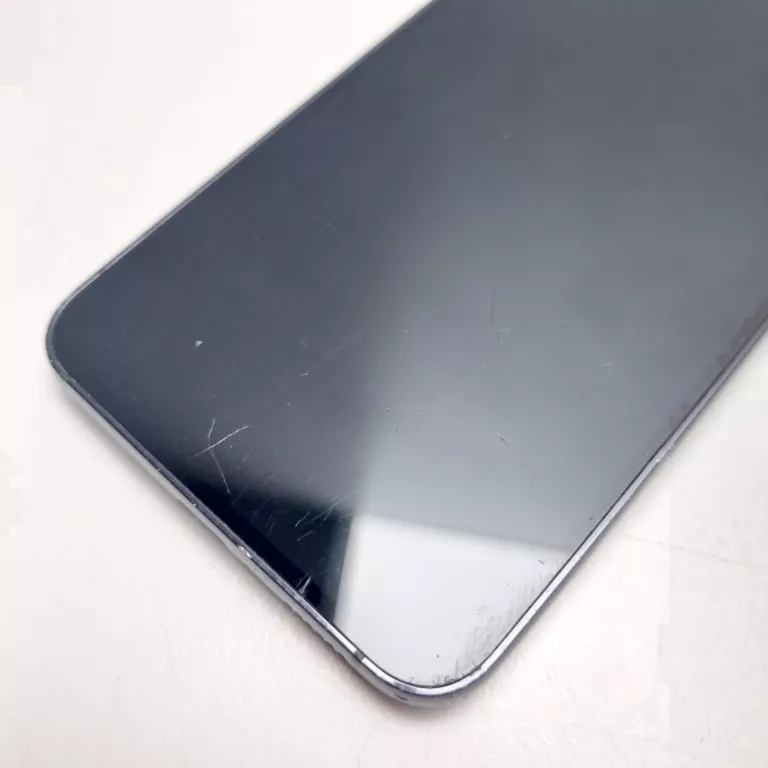 telefon-samsung-galaxy-s23-8128gb-opis-pojemnosc-akumulatora-3900