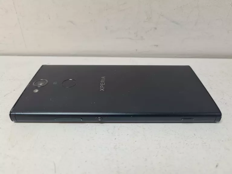 TELEFON SONY XPERIA XA2