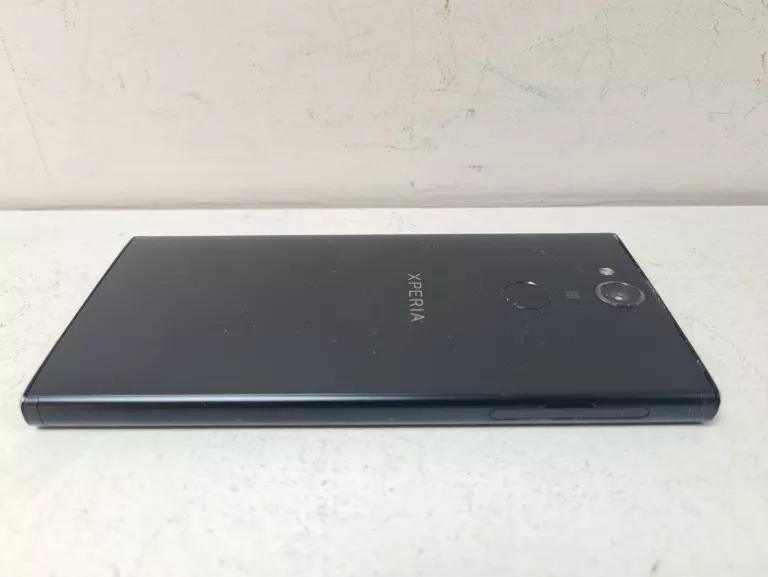TELEFON SONY XPERIA XA2
