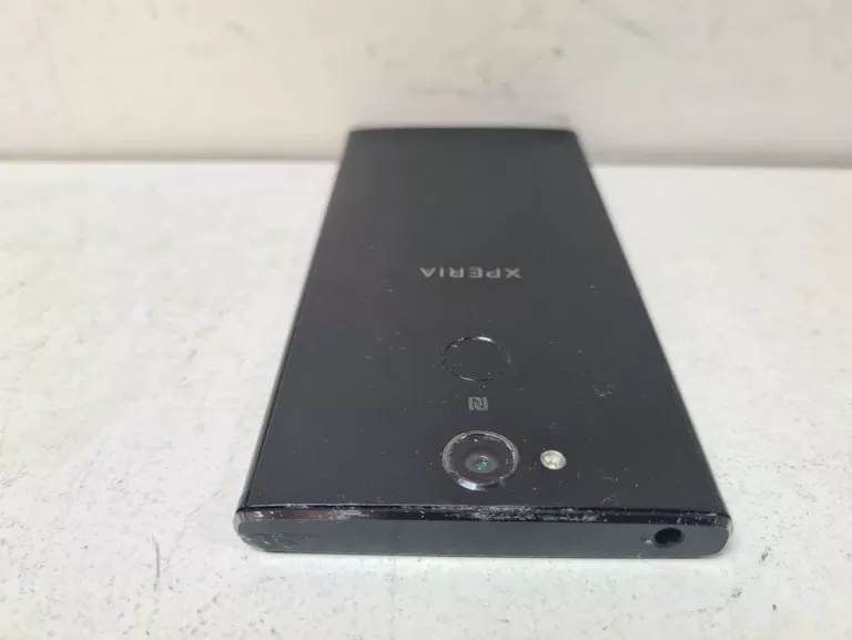 TELEFON SONY XPERIA XA2