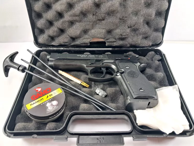 PISTOLET WIATRÓWKA PIETRO BERETTA UMAREX M92 FS CAL 4.5MM WALIZKA ZESTAW