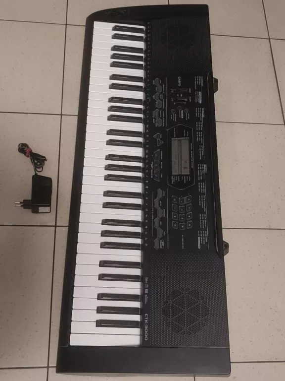 CASIO ELECTRONIC KEYBOARD CTK-3000