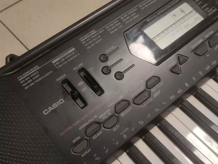 CASIO ELECTRONIC KEYBOARD CTK-3000