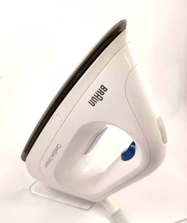 ŻELAZKO STACJA PAROWA BRAUN CARE COMPACT STYLE IS2043BL