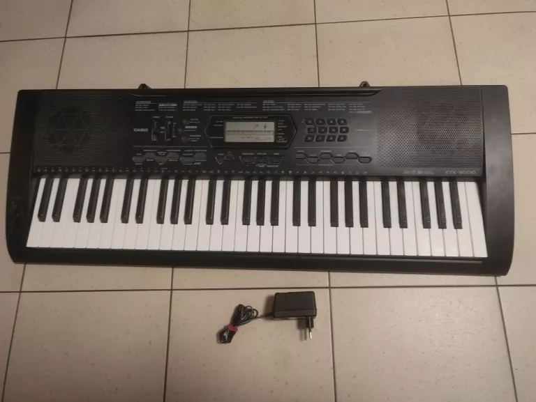 CASIO ELECTRONIC KEYBOARD CTK-3000
