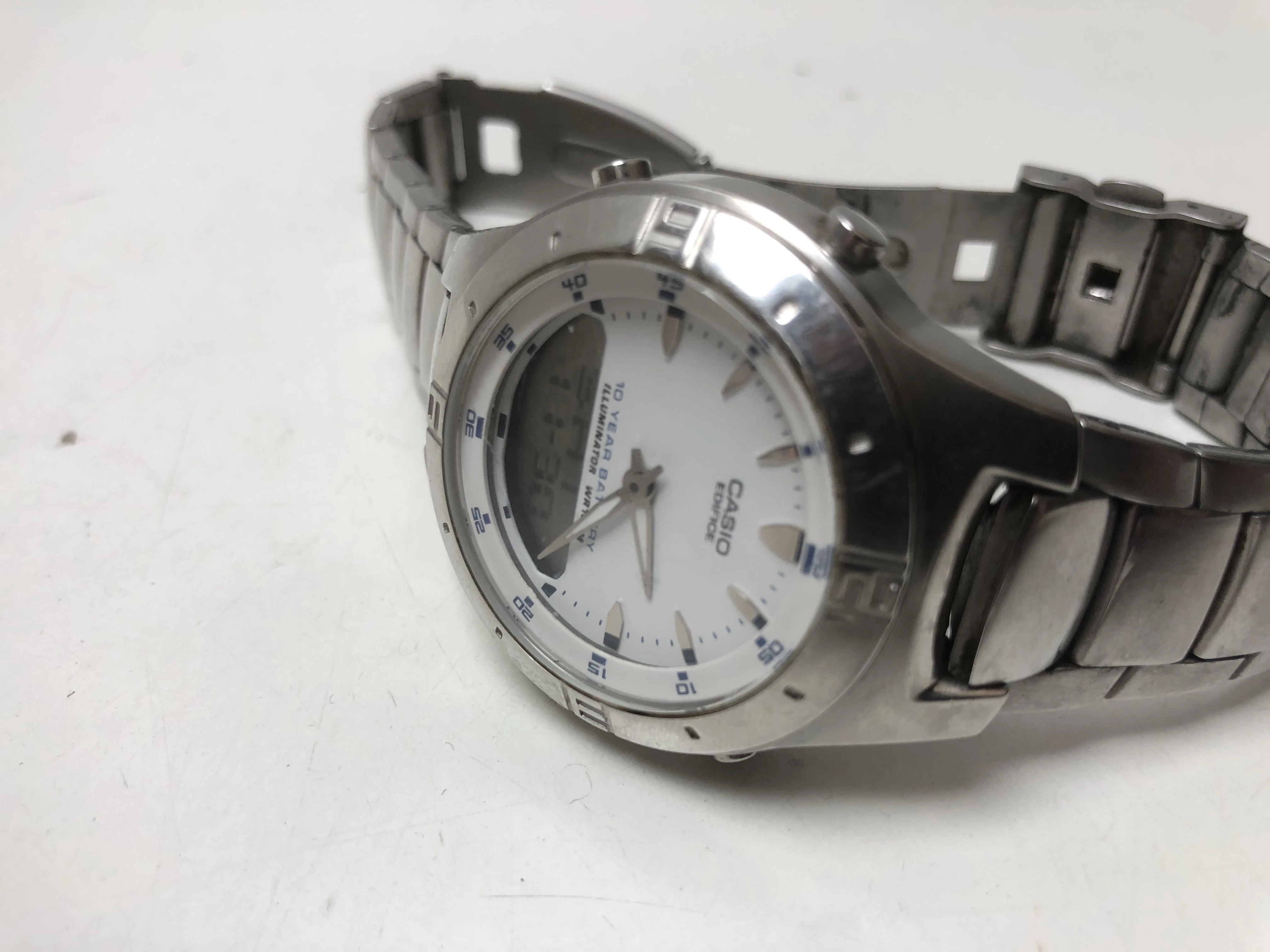 zegarek-casio-edifice-efa-110-material-paska-129219-8