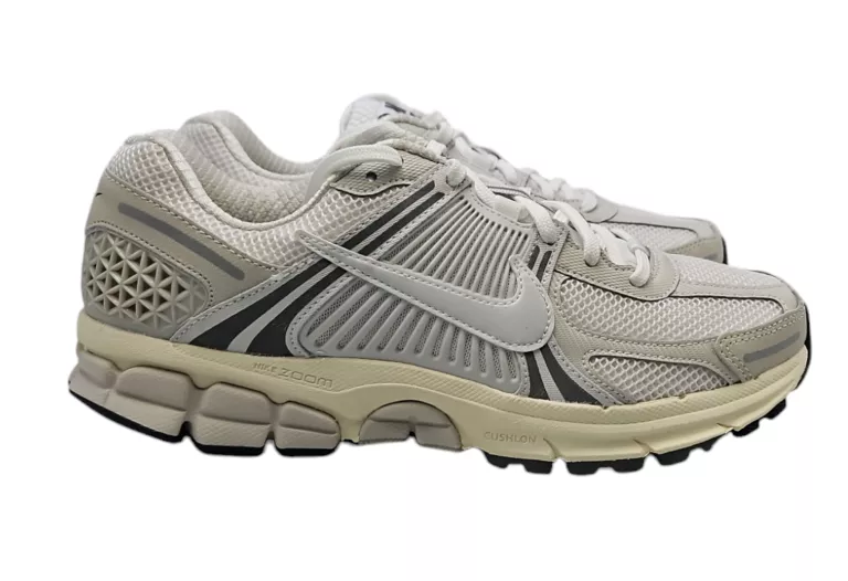NIKE SPORTSWEAR VOMERO 5 UNISEX - SNEAKERSY NISKIE R-42,5