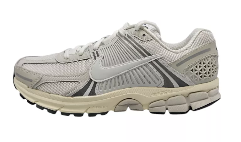 NIKE SPORTSWEAR VOMERO 5 UNISEX - SNEAKERSY NISKIE R-42,5