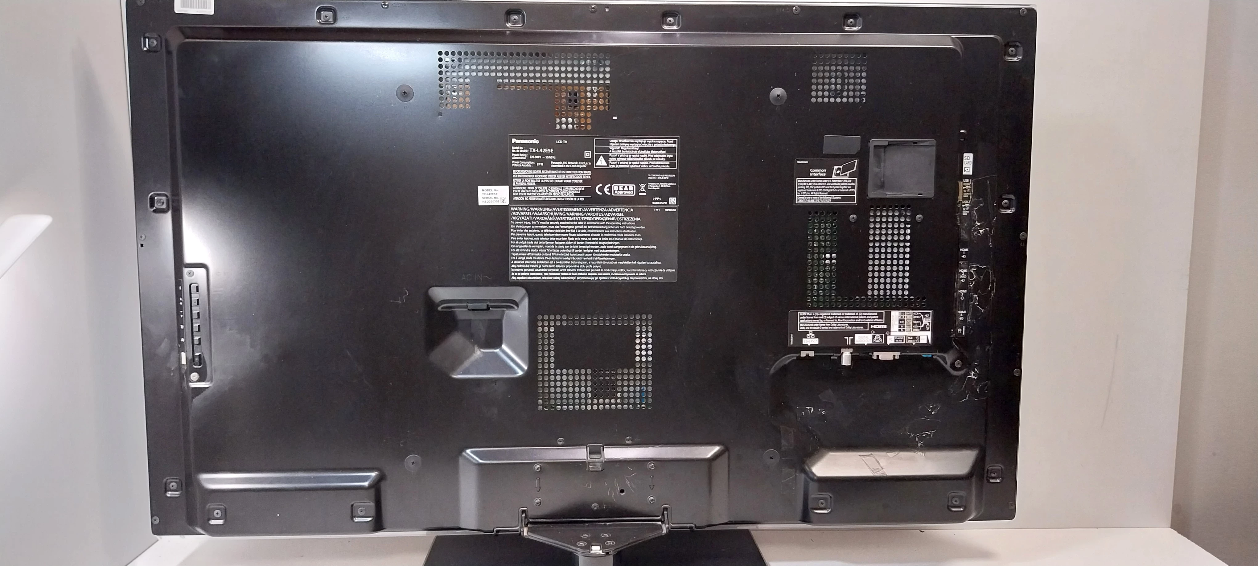 telewizor-panasonic-tx-l42et5e-lcd-42-ean-gtin-5025232709083