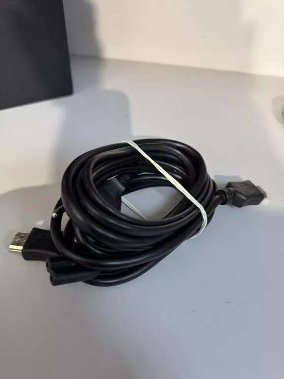 KONSOLA PS4 PRO 1TB (MODEL: CUH 7216B) /JEDEN PAD / K. ZAS. K. HDMI