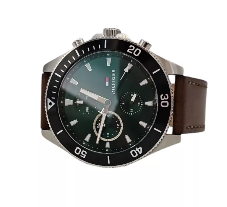 ZEGAREK TOMMY HILFIGER LARSON - MĘSKI TH.440.1,27.3173