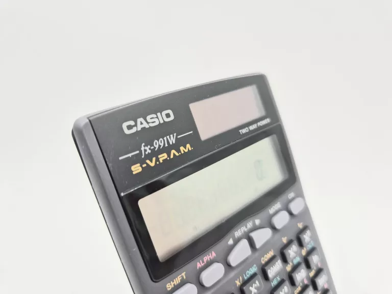 ELEKTRONICZNY KONSULTANT NAUKOWY FX-991 CASIO