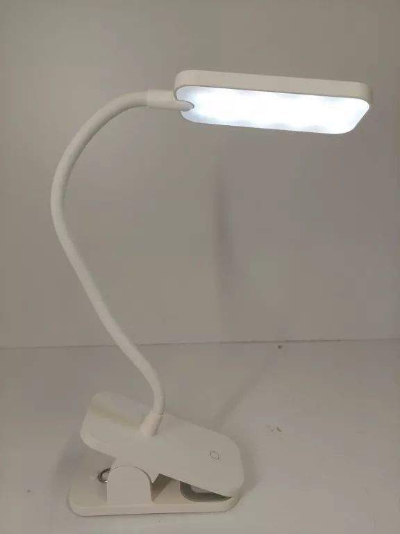 LAMPKA LED PEPCO HOME