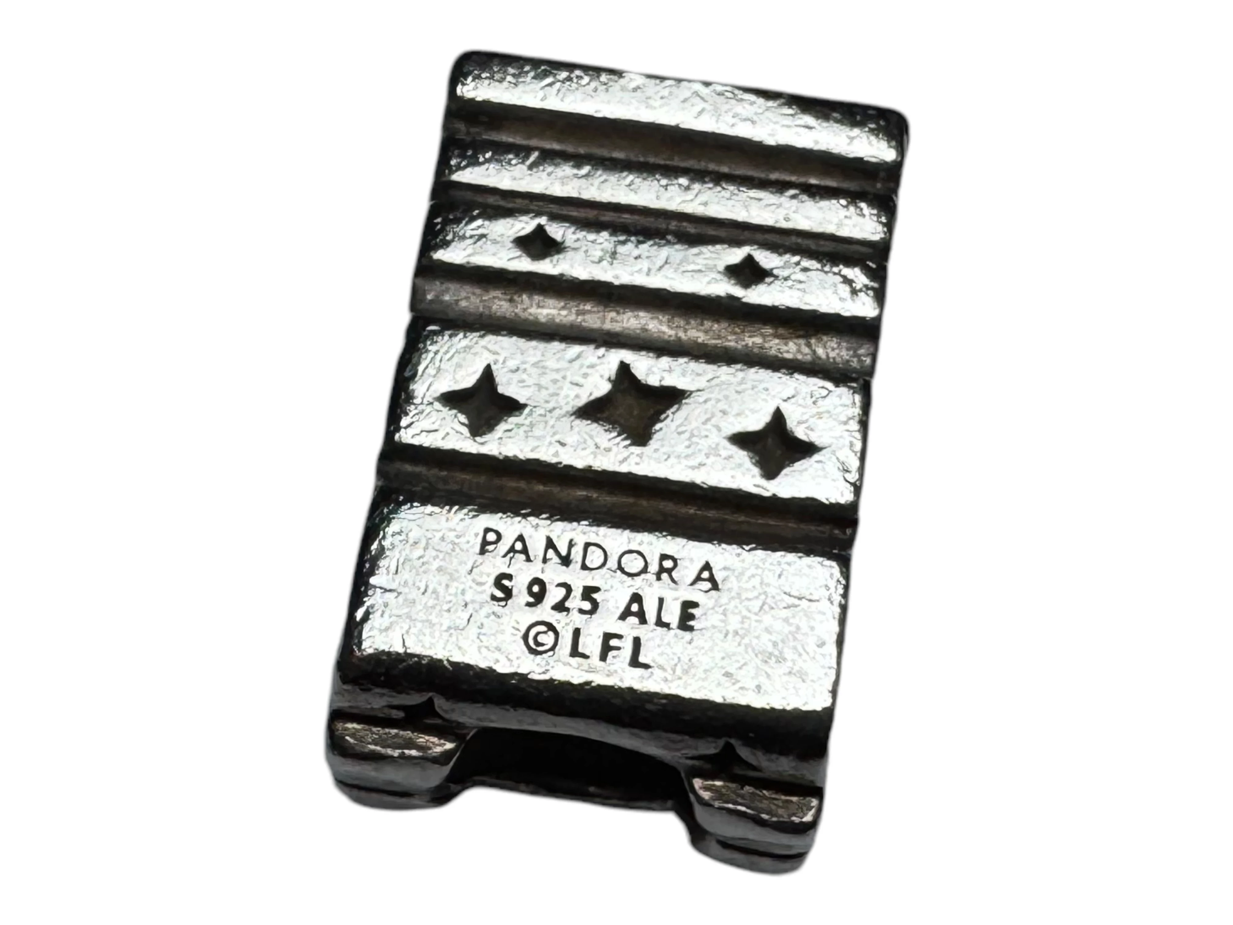 pandora-charms-star-wars-napis-logo-material-15835-4