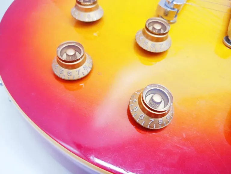 GITARA ELEKTRYCZNA STAGG L320-CS