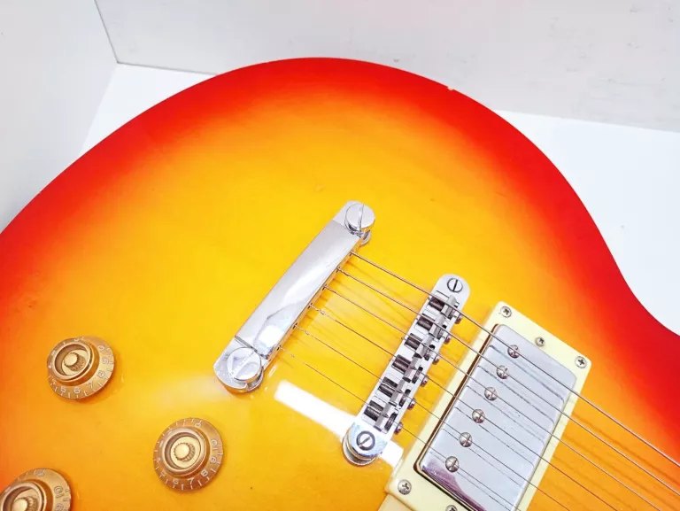 GITARA ELEKTRYCZNA STAGG L320-CS