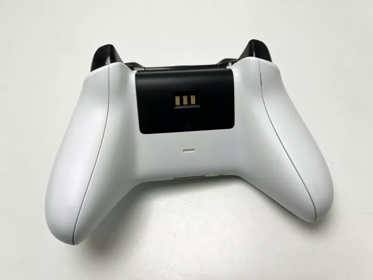 KONSOLA XBOX ONE S 500GB | 2 PADY | GRY