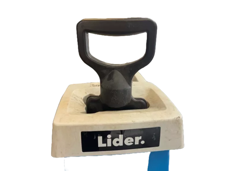 ROZDRABNIACZ ELEKTRYCZNY DO GAŁĘZI LIDER GTR 2801